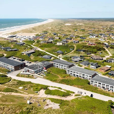 Til 4 Personer På 1 Sal Sj3231 Lejlighed Henne Strand